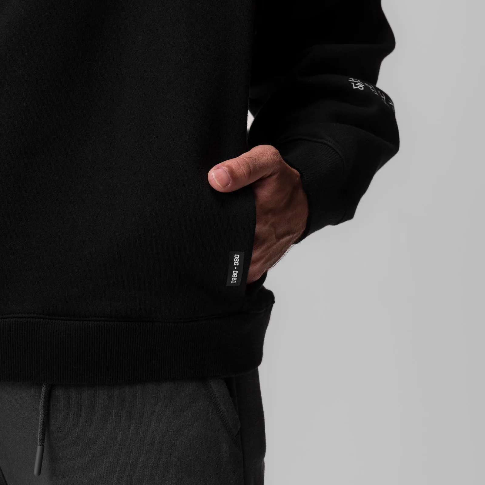 ASRV Tech Essential Distressed Crewneck - Black