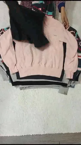 Champion reverse weave sweatshirts & Hoodies-25 Pcs