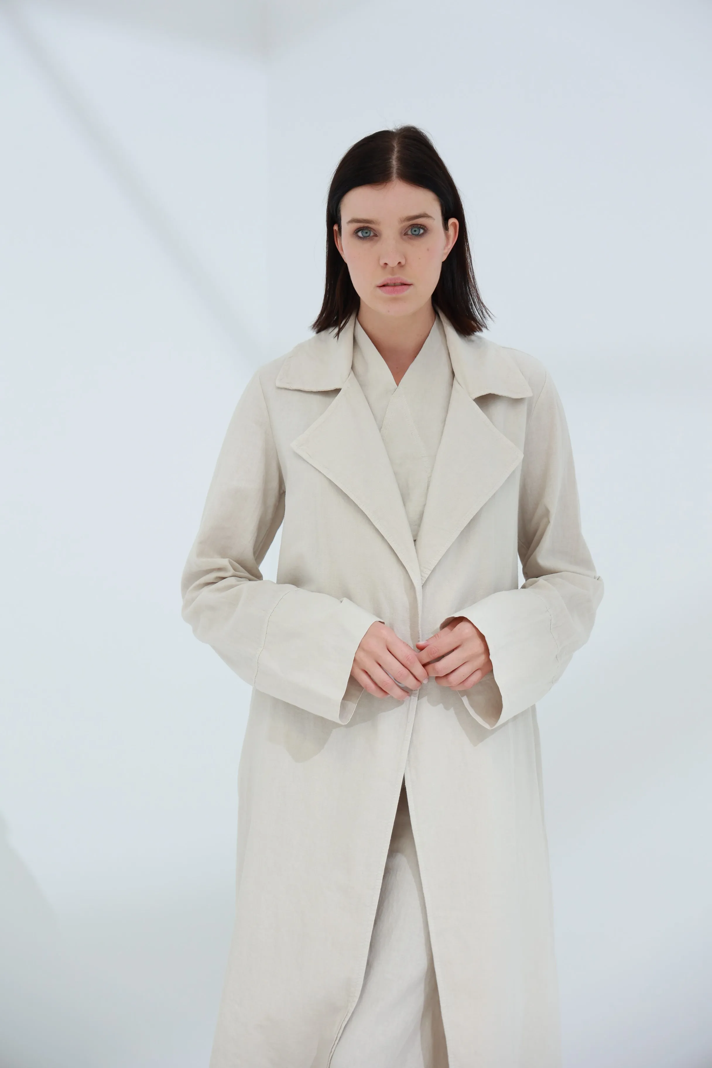 Colpo Long Linen Cardigan Sabbia